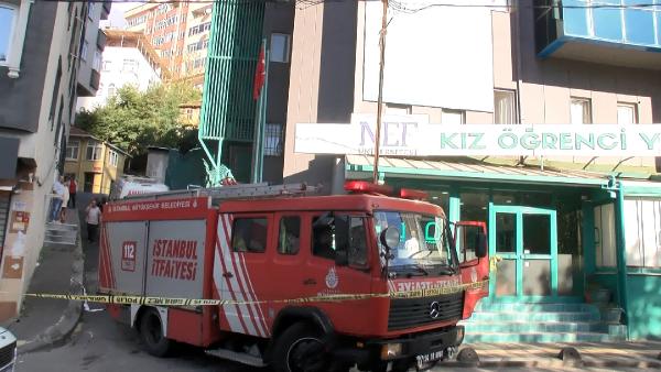 Sarıyer'de öğrenci yurdunun çatısından düşen üniversiteli öldü