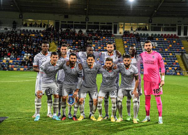 RFS - İstanbul Başakşehir: 0-0