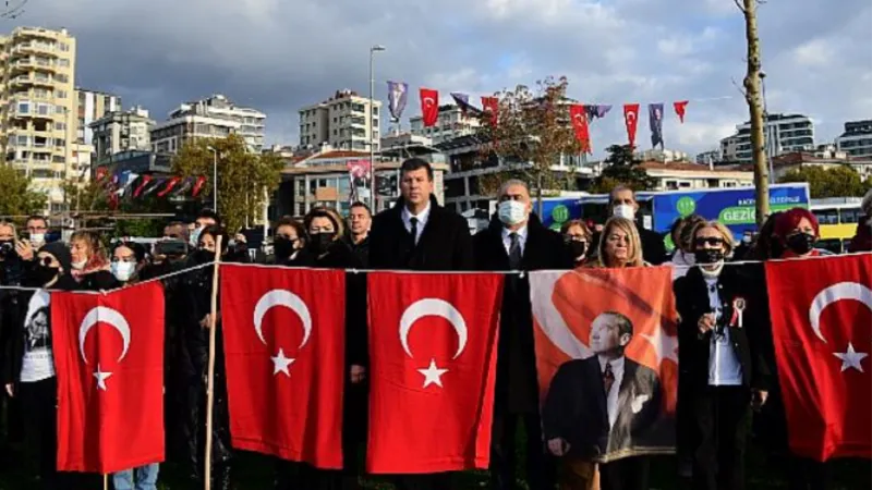 Kadıköy’de 10 Kasım’da ATA’ya Saygı Zinciri