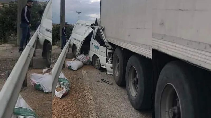 Park halindeki TIR’a çarpan ticari aracın sürücüsü hayatını kaybetti