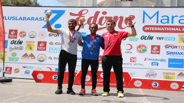 7. Uluslararası Edirne Maratonu, tarihi dokuların gölgesinde gerçekleştirildi