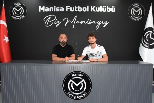 Manisa FK'ya genç sağ bek