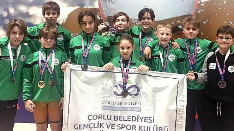Çorlu Belediyesi Yüzücülerinden Büyük Başarı