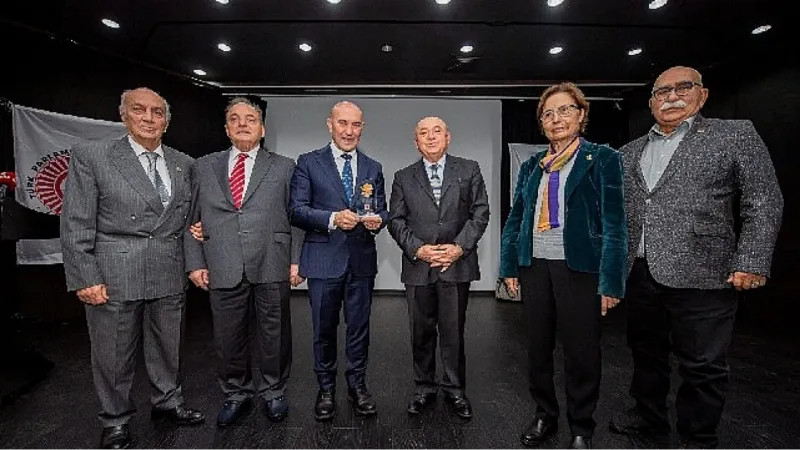 "Refahı büyütmek ve adil paylaşımını sağlamak için çalışıyoruz"