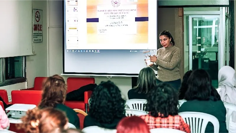 Bayraklı'da öğrencilere sağlıklı yaşam semineri