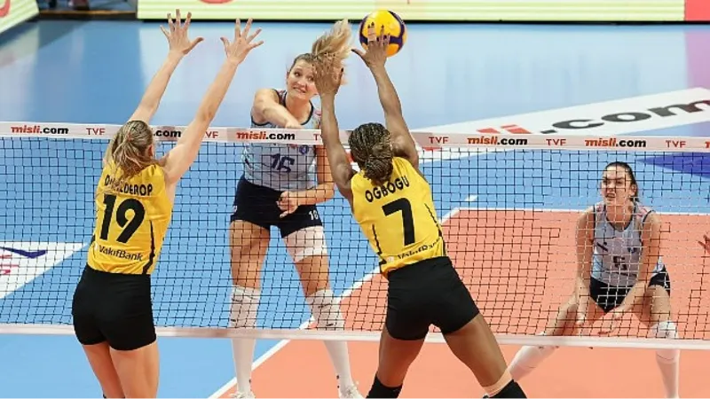 VakıfBank, yeni yıldaki ilk maçında set vermedi