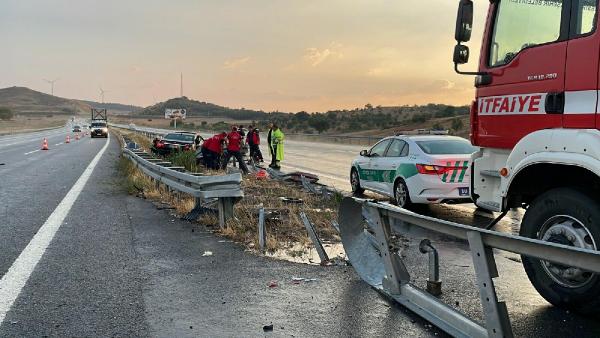 Balıkesir’deki kazada anne ve baba öldü, 2 çocuğu yaralandı