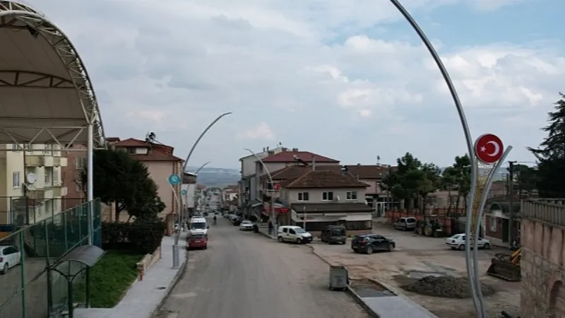 Akmeşe Menderes Caddesi yenilendi