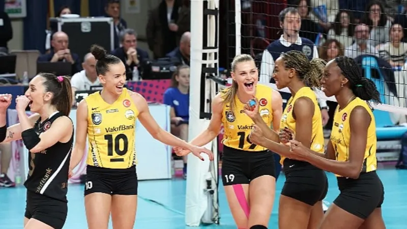 VakıfBank, CEV Şampiyonlar Ligi yarı finali Türk derbisinde Fenerbahçe Opet'i ağırlıyor