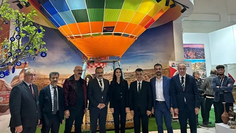 Kültür ve Turizm Bakanı Mehmet Nuri Ersoy, Doğu Akdeniz Uluslararası Turizm ve Seyahat Fuarı'nda (EMITT) Nevşehir standını ziyaret etti