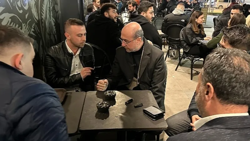 Selçuklu Belediye Başkanı Ahmet Pekyatırmacı, 14 Mayıs Cumhurbaşkanlığı ve Genel seçimleri kapsamında Bosna Hersek Mahallesi'nde kafe ziyaretleri gerçekleştirdi