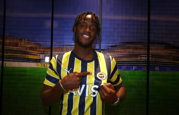 Michy Batshuayi: Fenerbahçe'ye geldiğim için çok mutluyum