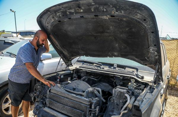 'Dövizle getirilen binlerce araç, yediemin otoparklarında çürüyor'