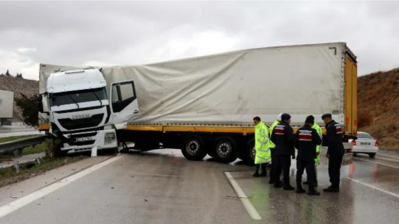 Gaziantep'te zincirleme kaza: 6 yaralı