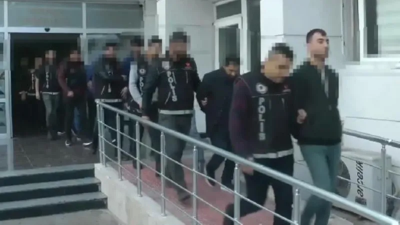 Mersin merkezli 9 ilde uyuşturucu operasyonu: 23 gözaltı