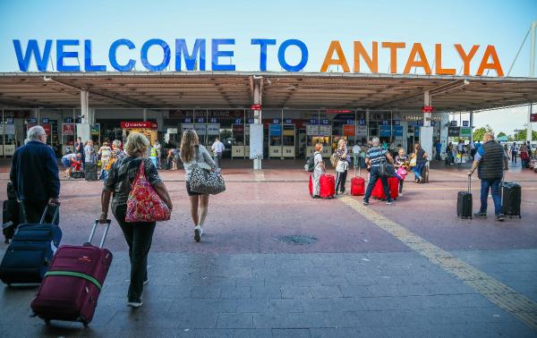 Ev bulamayan yabancılar apart otelleri doldurdu