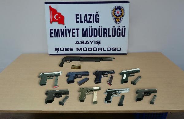 Elazığ'da polisin 'şok' uygulamalarında 114 şüpheli yakalandı