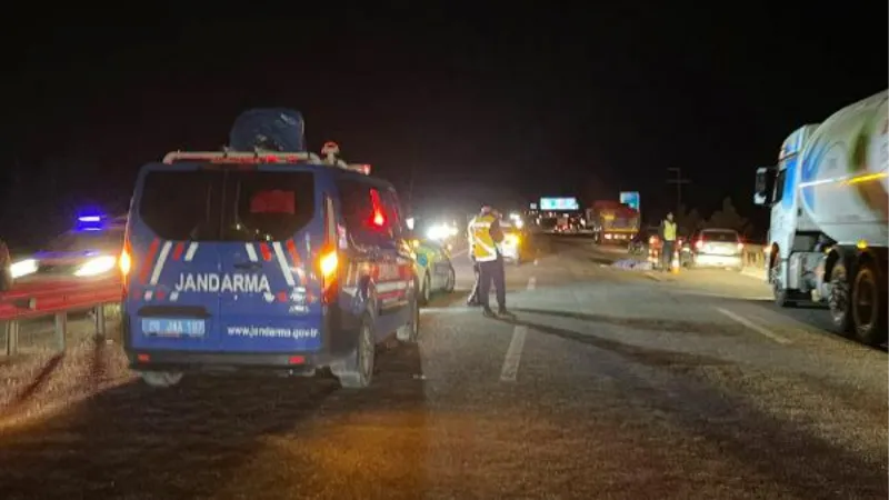 Yolun karşısına geçmek isterken otomobilin çarpmasıyla hayatını kaybetti