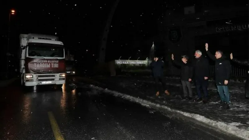 Başakşehir'den 7 yardım TIR'ı deprem bölgesine hareket etti