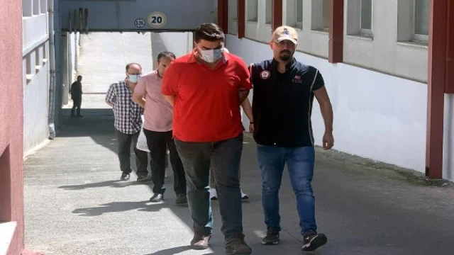 Adana’daki FETÖ operasyonunda 1 tutuklama