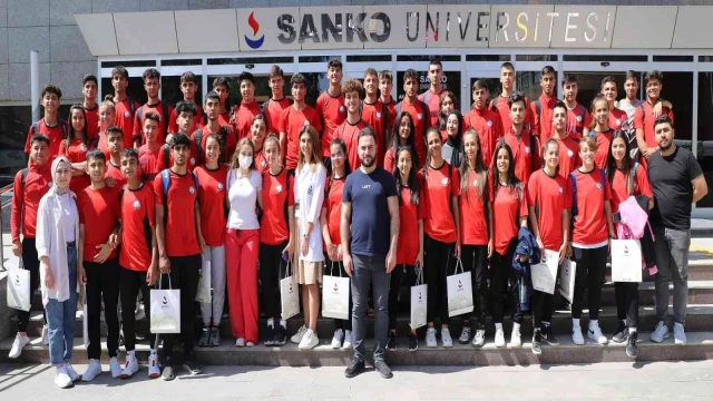 Adil Sani Konukoğlu Spor Lisesi öğrencileri SANKO’da