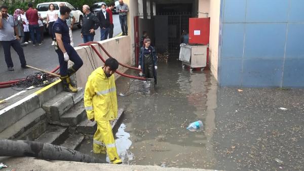 Avcılar Kaymakamlığı’nın bodrum katını su bastı