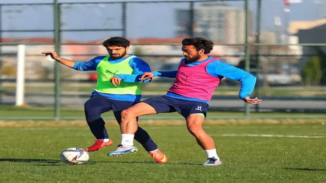 Afyonspor, zorlu Sivas Belediyespor maçı hazırlıklarını sürdürüyor