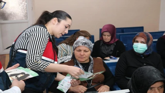 Ağlı’da ”En İyi Narkotik Polisi; Anne” semineri verildi