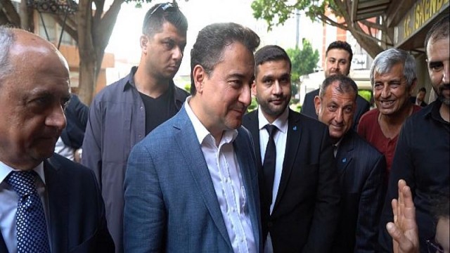 Ali Babacan:  ‘Ekonominin dengeleri tamamen bozuldu’