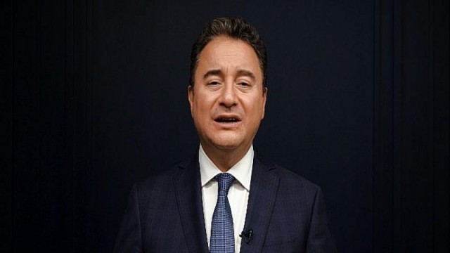 Ali Babacan’dan 8 Mart Mesajı: ‘Siyasetin kadınların yaklaşımına ihtiyacı var’