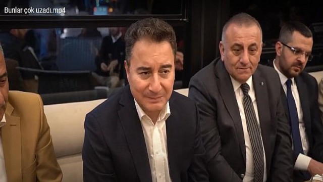 Ali Babacan’dan Akaryakıt Fiyatlarına Tepki  ‘Fiyatlar dünyadaki gibi artsaydı mazot 9-10 liraydı’