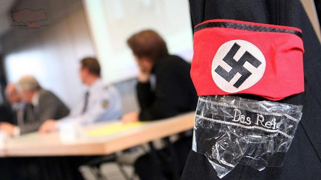 Almanya'da 11 eyalette neo-Nazi örgütlere kapsamlı operasyon