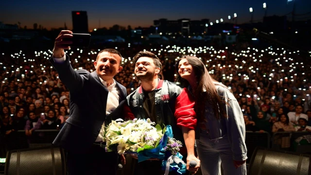 AltınFest’te İlyas Yalçıntaş’ın şarkıları hep bir ağızdan söylendi