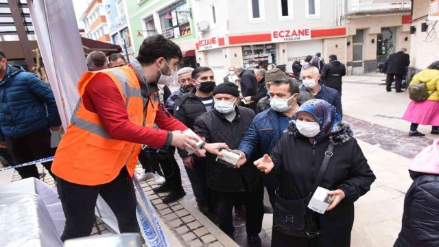 Altınordu’da kandil simidi ikramı