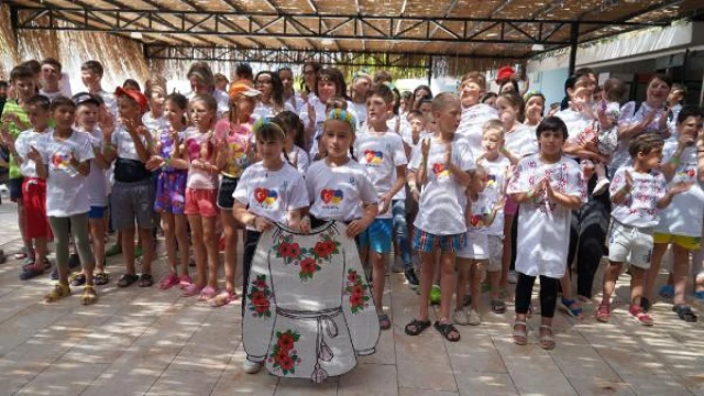 Antalya’da kalan Ukraynalı yetimlere Türkçe öğretilecek