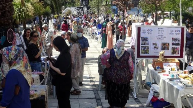 Avcılar Meydanı’nda göz nuru el emeği 350 eser sergilendi