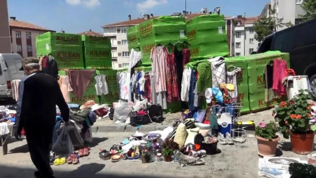 Avcılar’da bitmeyen inşaatlar pazar esnafına tezgah oldu 