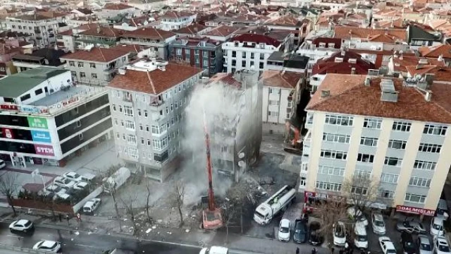 Avcılar’da yapı stokunda yaşanan sıkıntı kira ve satış fiyatlarını vurdu