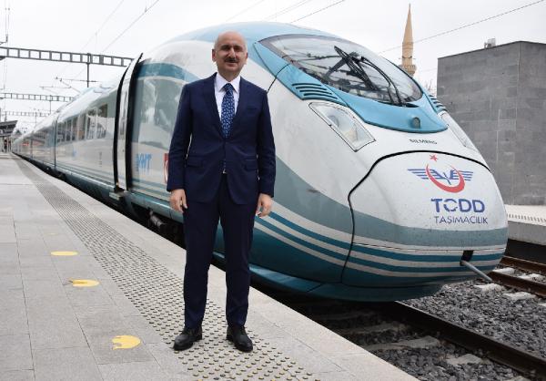 Bakan Karaismailoğlu: Hızlı tren seferlerini 44'ten 56'ya çıkarıyoruz