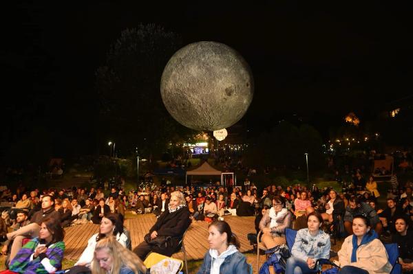 Beşiktaş Festivali’nde Jülide Özçelik’ten performans