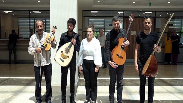 Bağcılar Belediyesi’nde vatandaşlara sürpriz konser