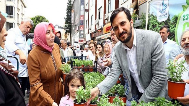 Bağcılar’ı fesleğen kokusu sardı