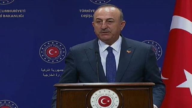 Bakan Çavuşoğlu: İhlaller sonlandırılmazsa adaların egemenliği tartışılır