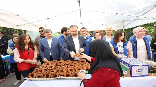 Bakan Mehmet Muhammet Kasapoğlu YKS sürecinde ailelere destek verdi