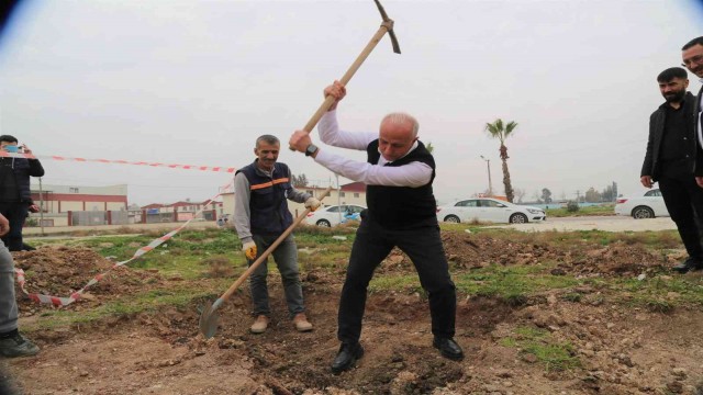 Başkan Gültak’tan Tırmıl’a spor kompleksi müjdesi