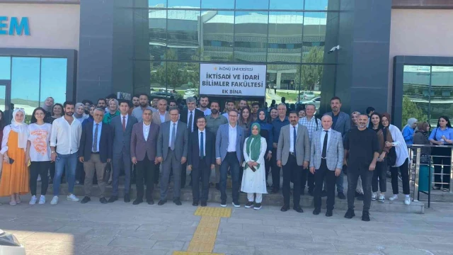 Başkan Kartoğlu İnönü Üniversitesi’nde gençlerle buluştu