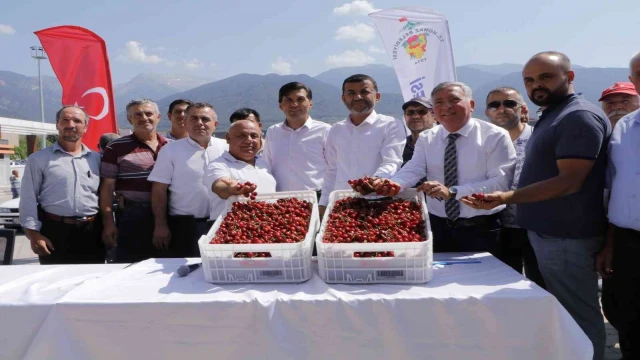 Başkan Kepenek’in açıklamaları Honazlı kirazcıları memnun etmedi