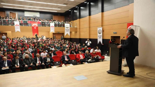 Başkan Palancıoğlu, ‘Vatan Savunmasında Destanlaşan Liseler Kongresi’ne katıldı