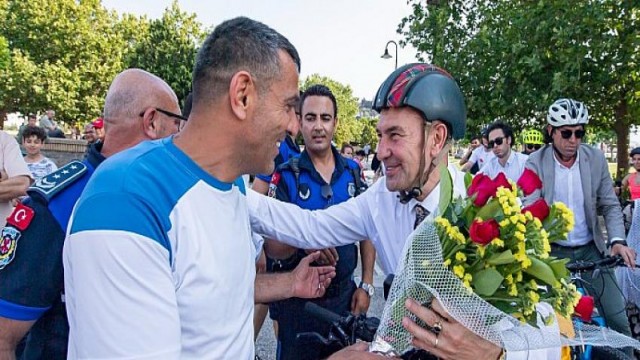 Başkan Soyer’den bisikletli ulaşım çağrısı