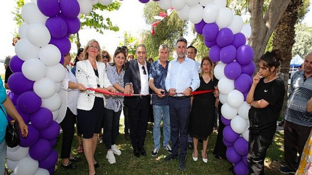 Bayraklı’nın üreten kadınları el emeklerini sergiledi